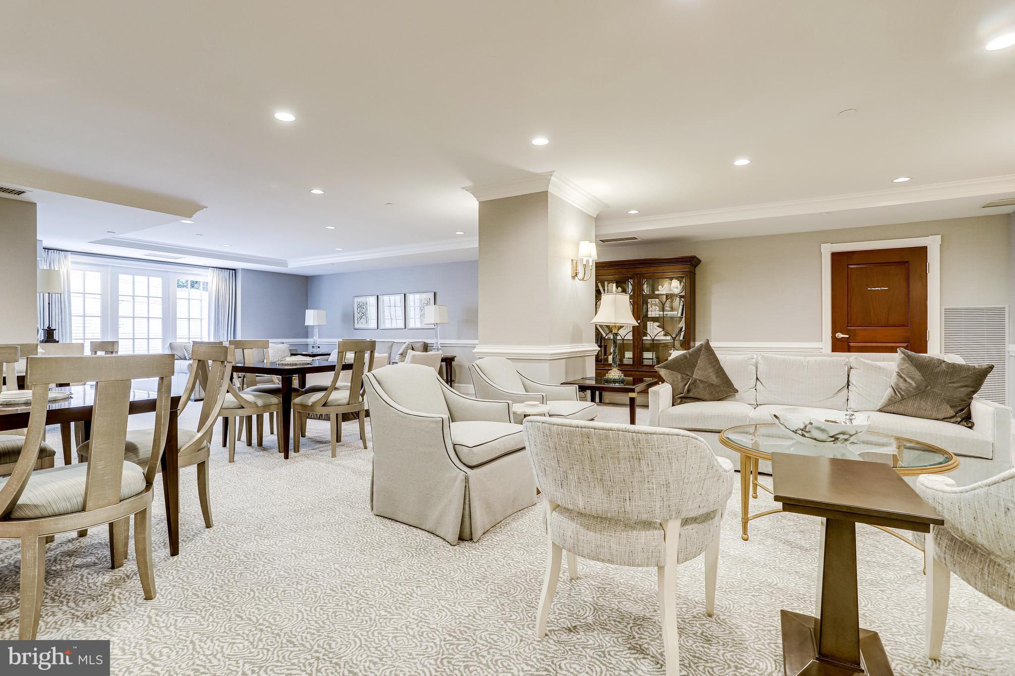 MEMORIAL PARK - Residential