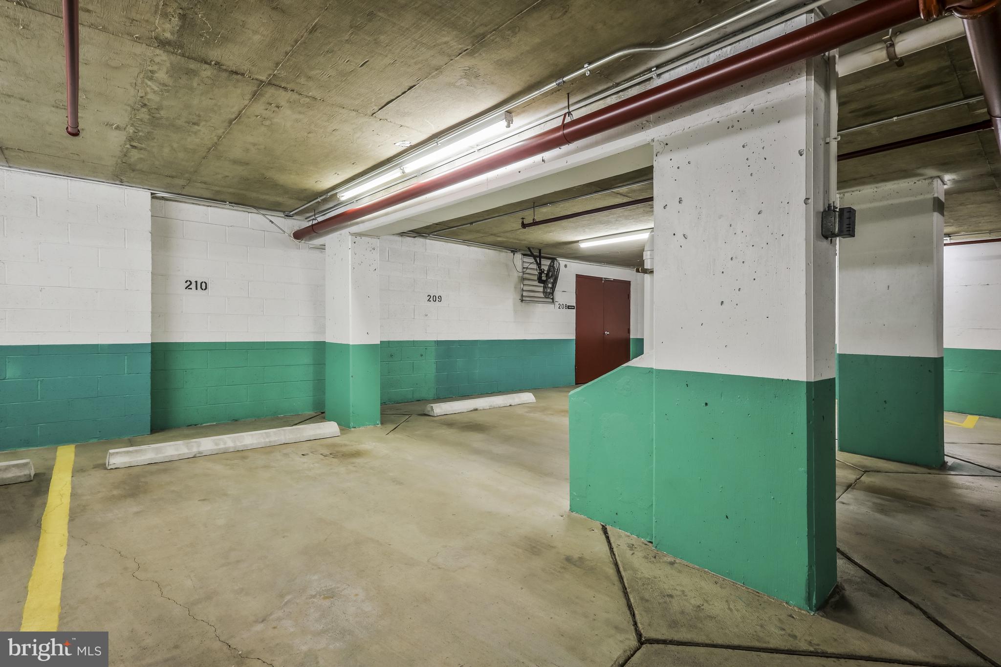 MEMORIAL PARK - Residential