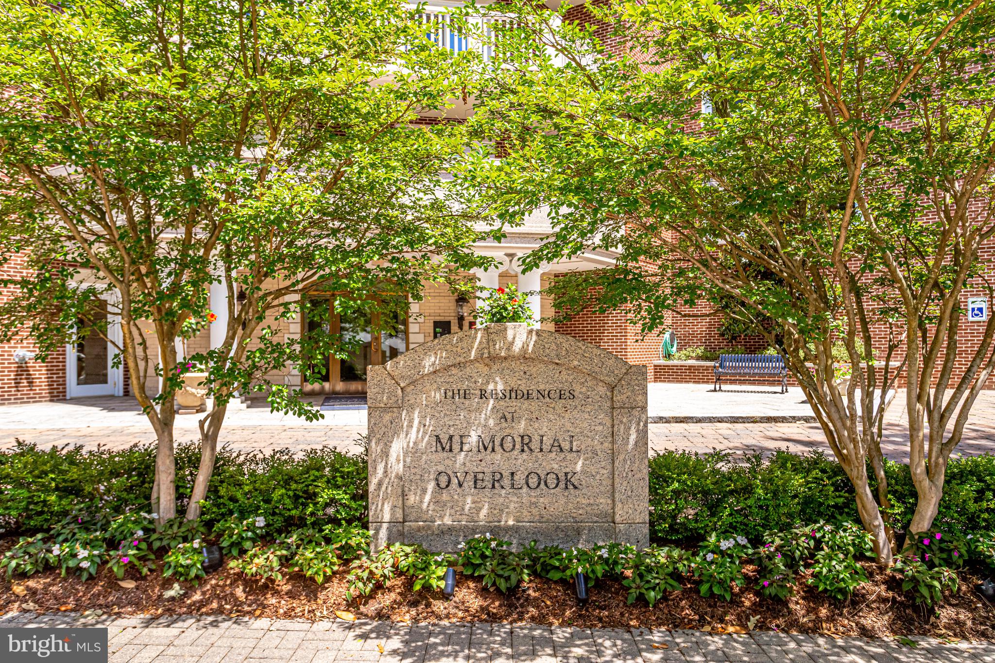 MEMORIAL PARK - Residential