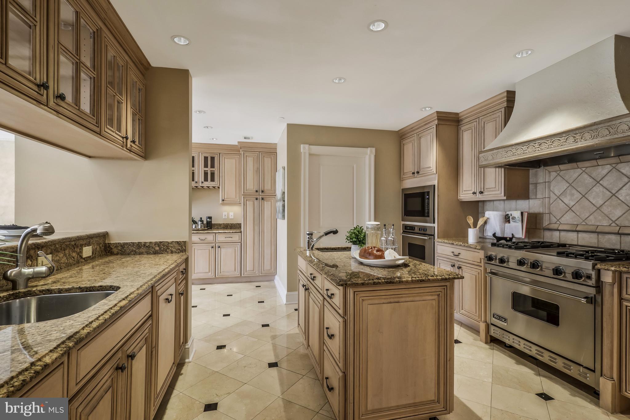 MEMORIAL PARK - Residential