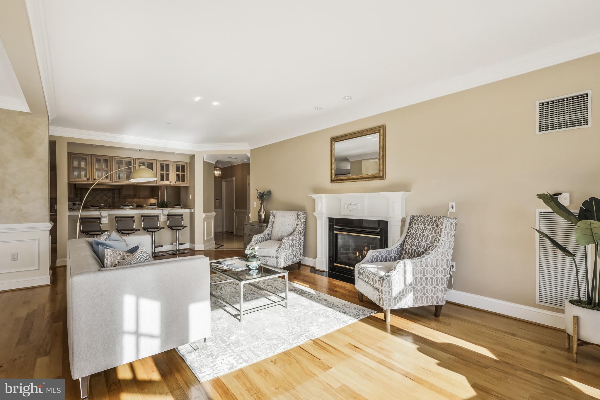 MEMORIAL PARK - Residential