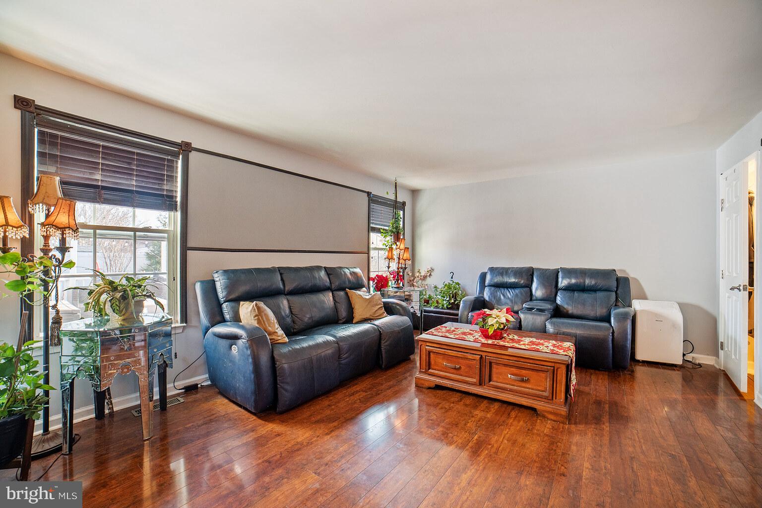 BRITTANY QUARTERS - Residential