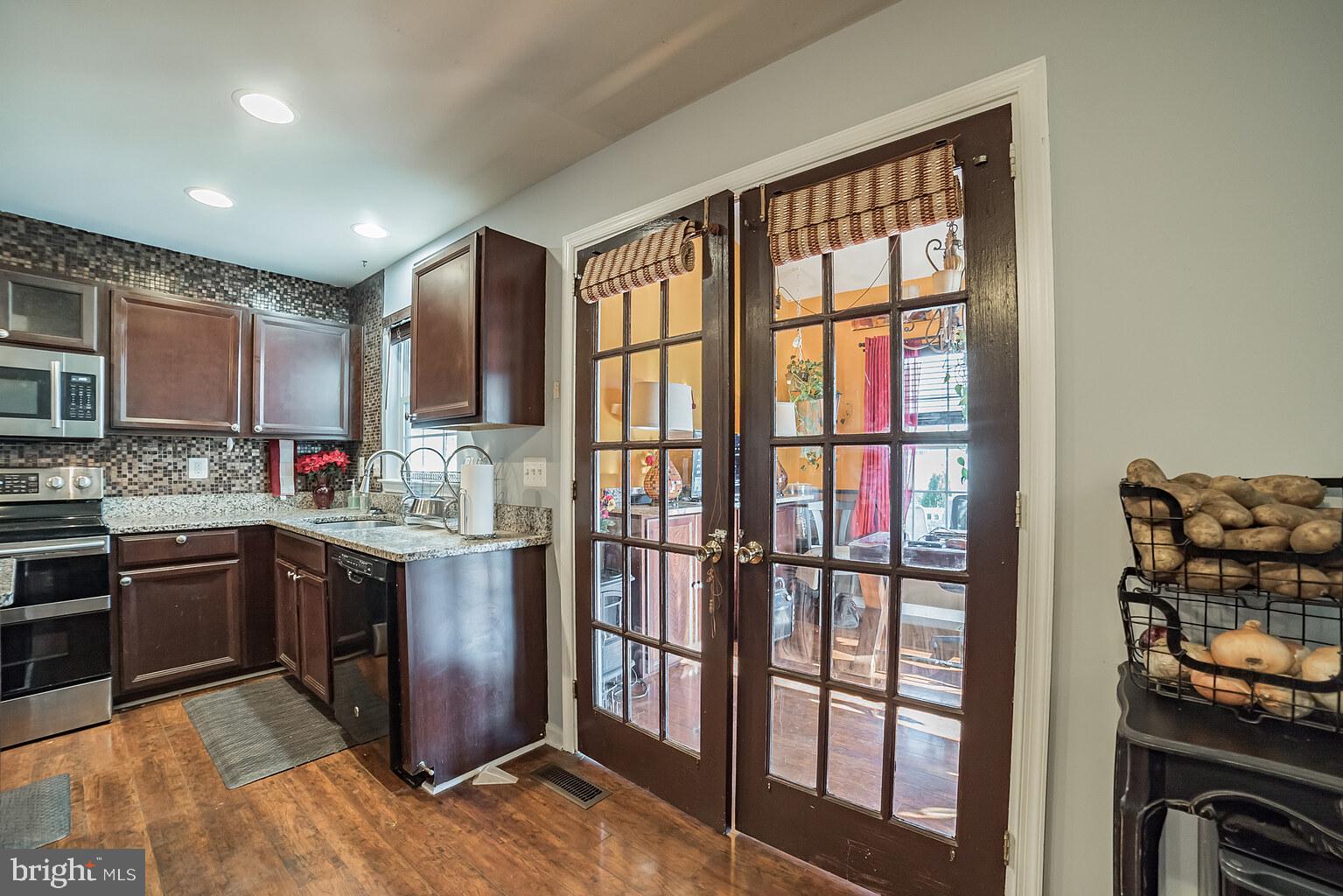 BRITTANY QUARTERS - Residential