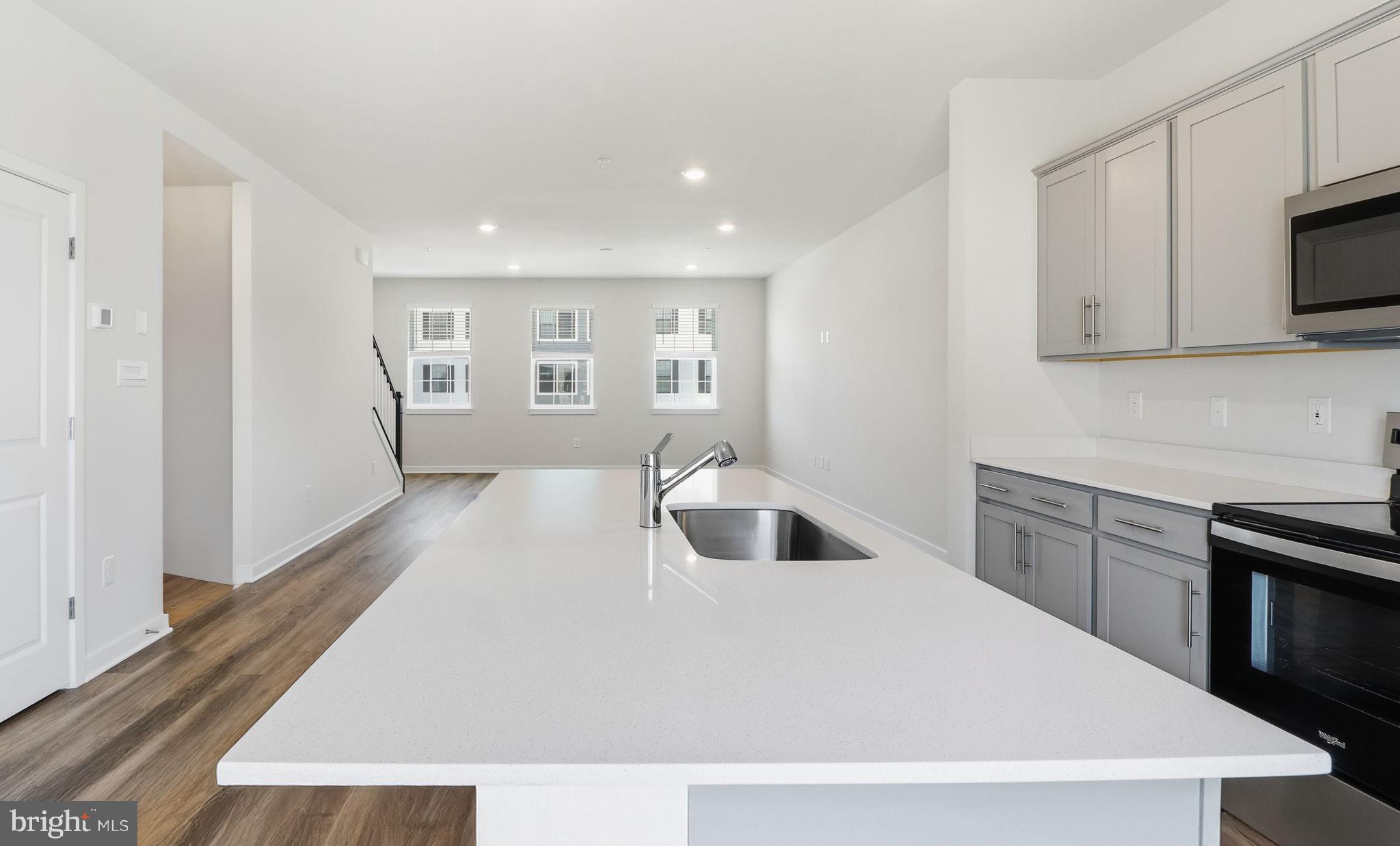 PINEGROVE - Residential Lease