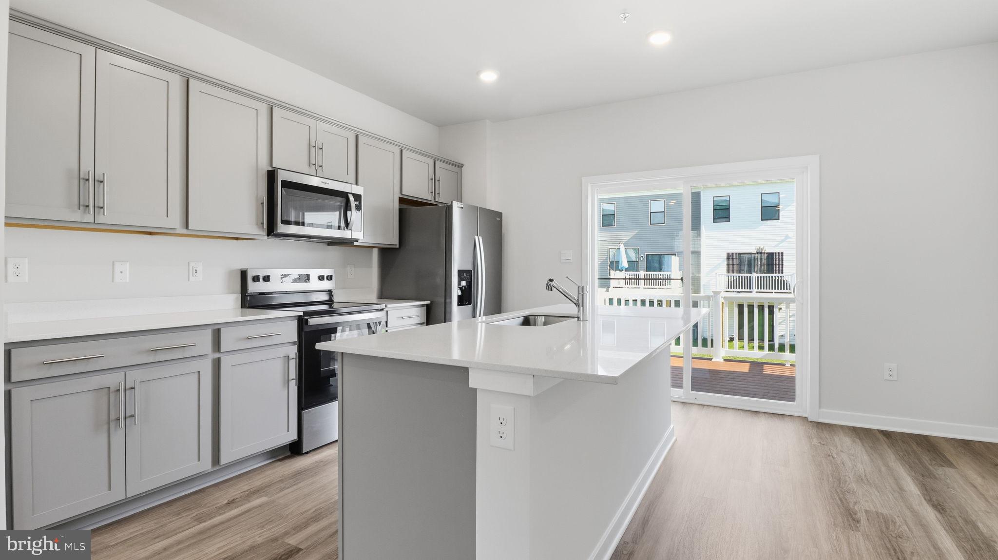 PINEGROVE - Residential Lease