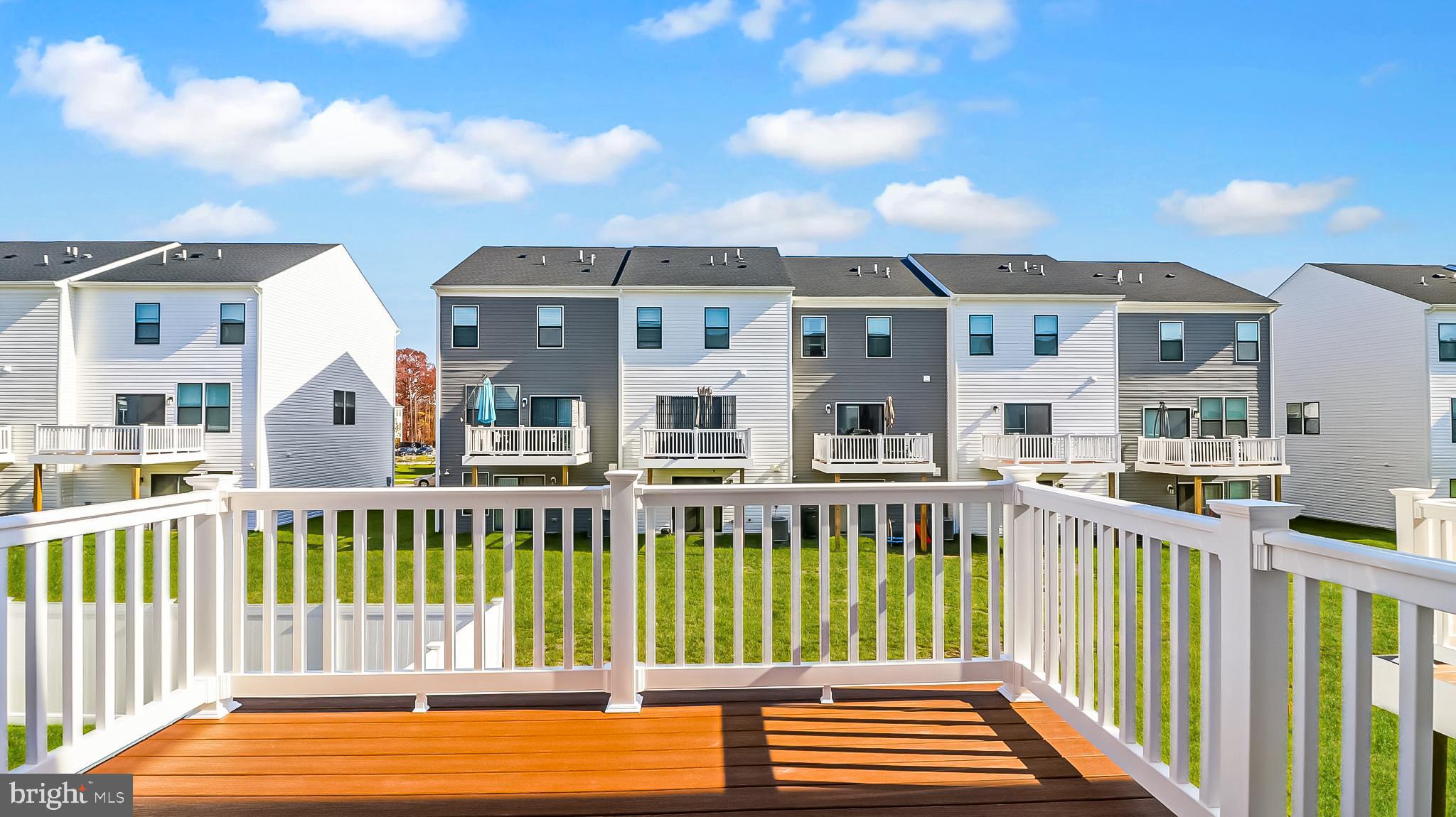 PINEGROVE - Residential Lease