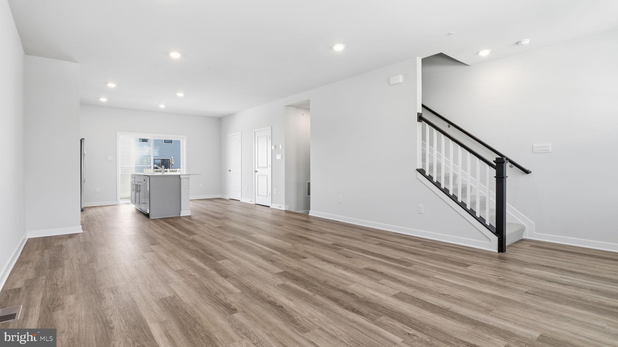 PINEGROVE - Residential Lease