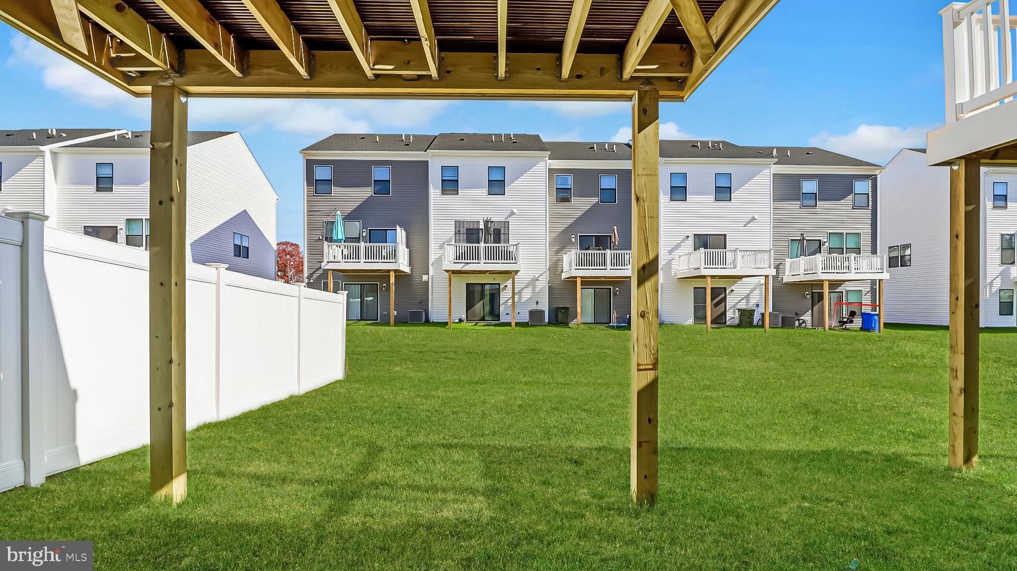 PINEGROVE - Residential Lease