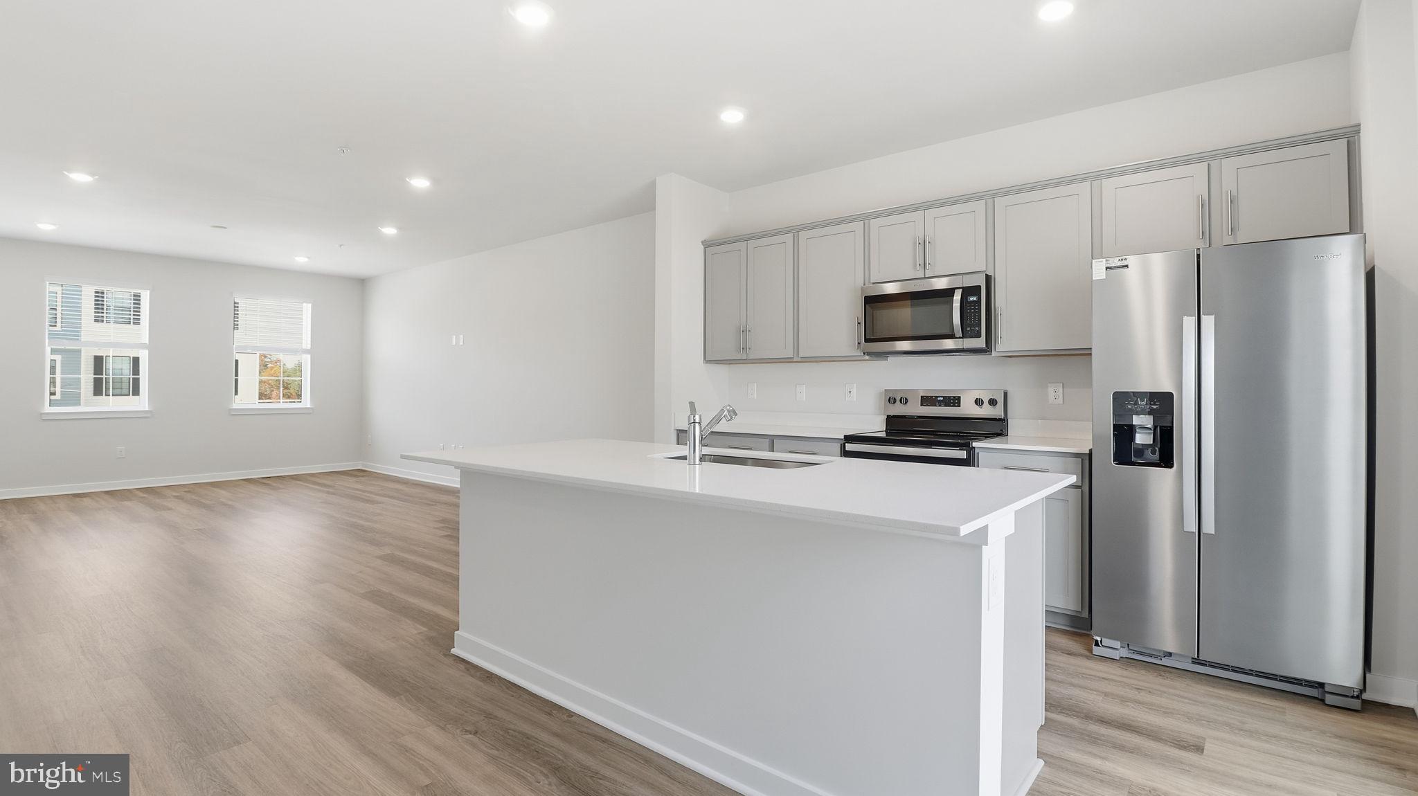 PINEGROVE - Residential Lease