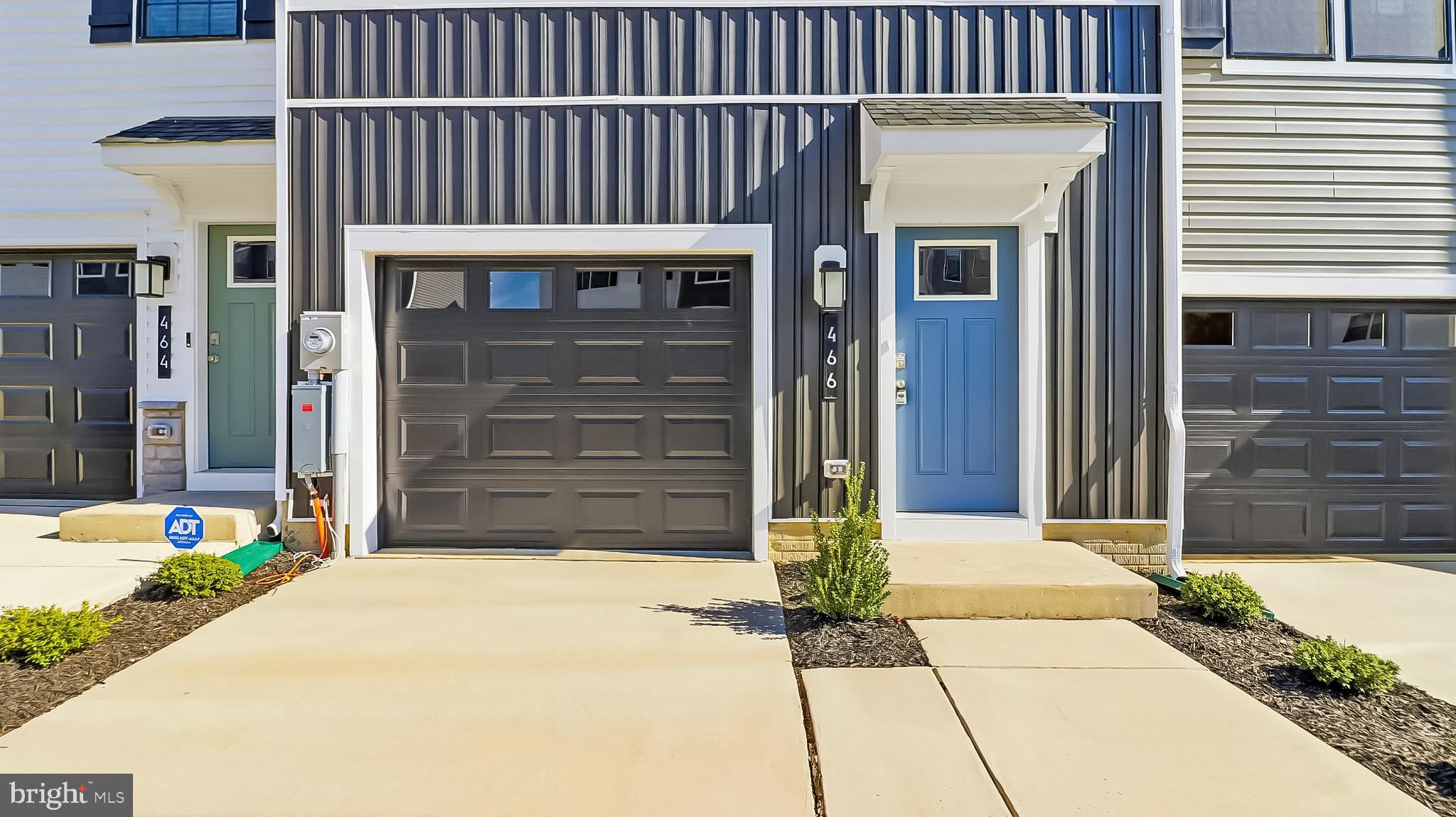 PINEGROVE - Residential Lease