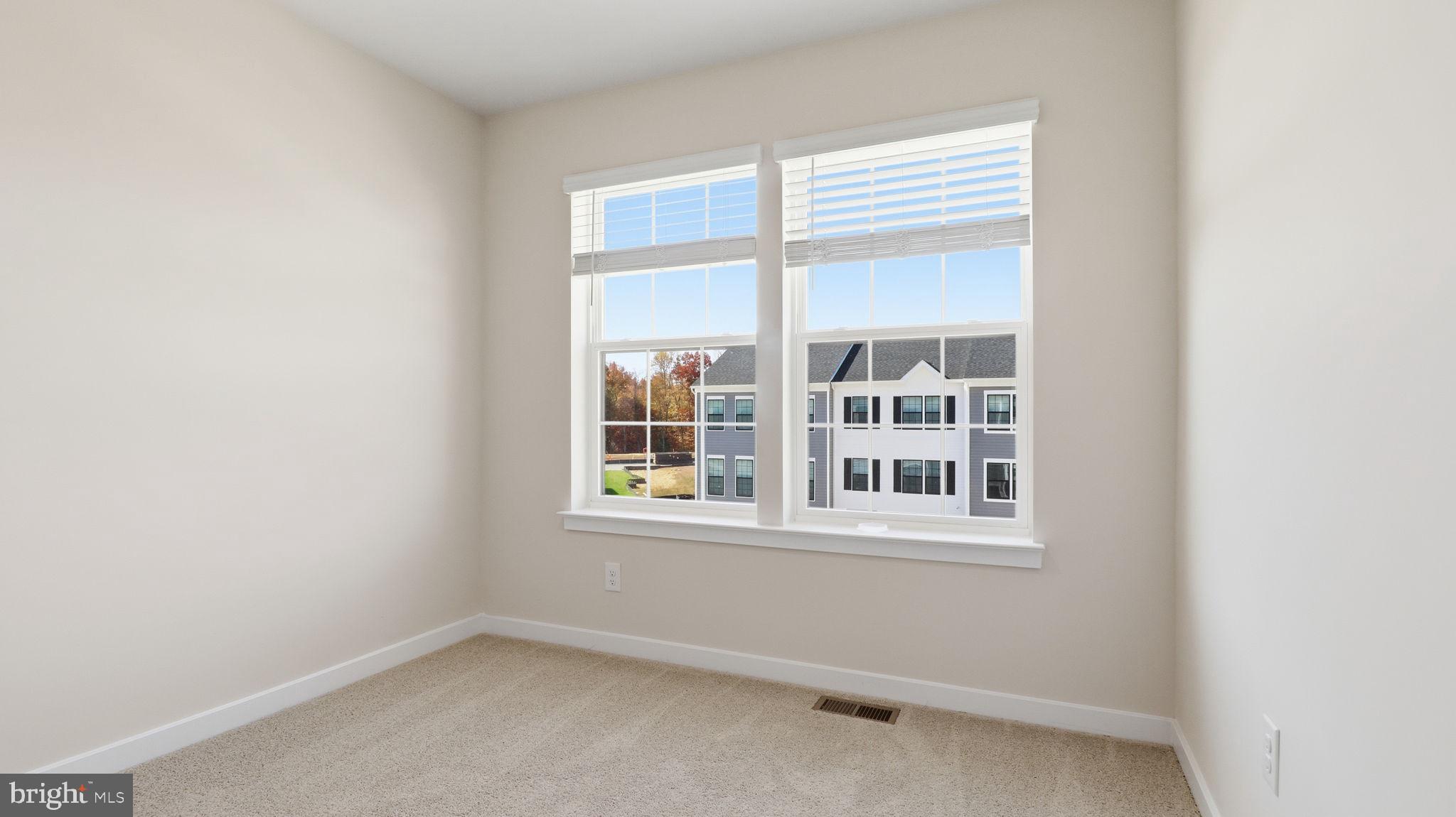 PINEGROVE - Residential Lease