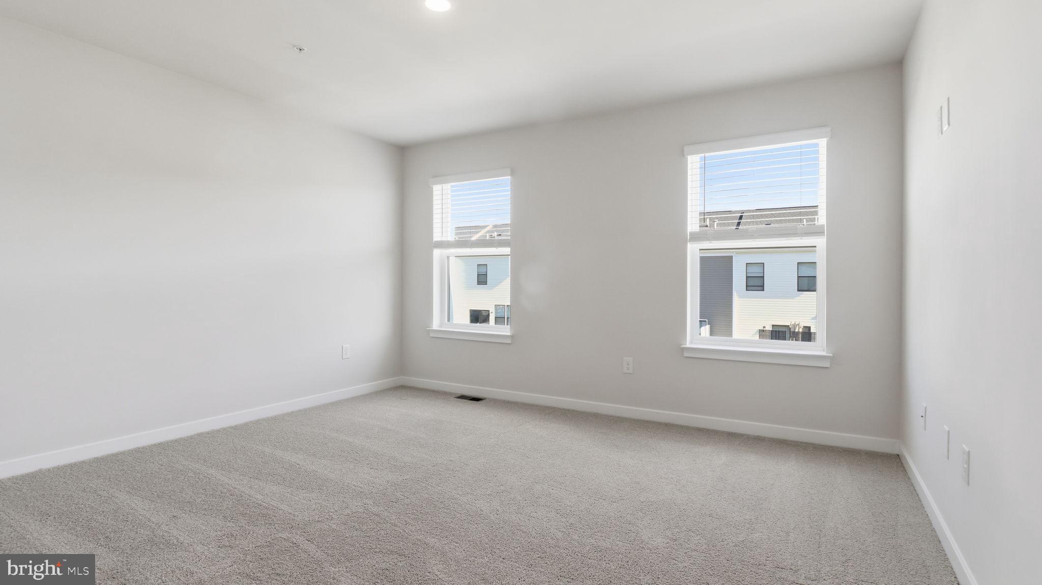 PINEGROVE - Residential Lease