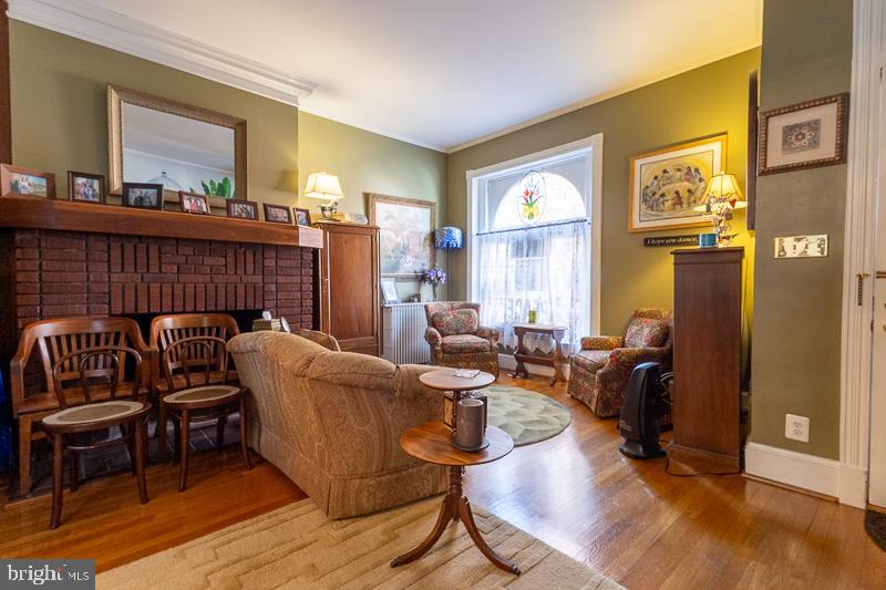 FREDERICK HISTORIC DISTRICT - Commercial Lease