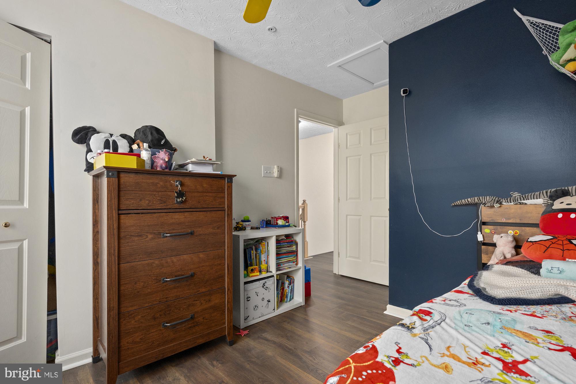 EATON SQUARE - Residential