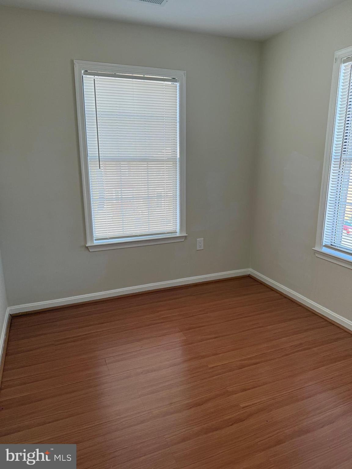 ROLLINGWOOD VILLAGE - Residential Lease