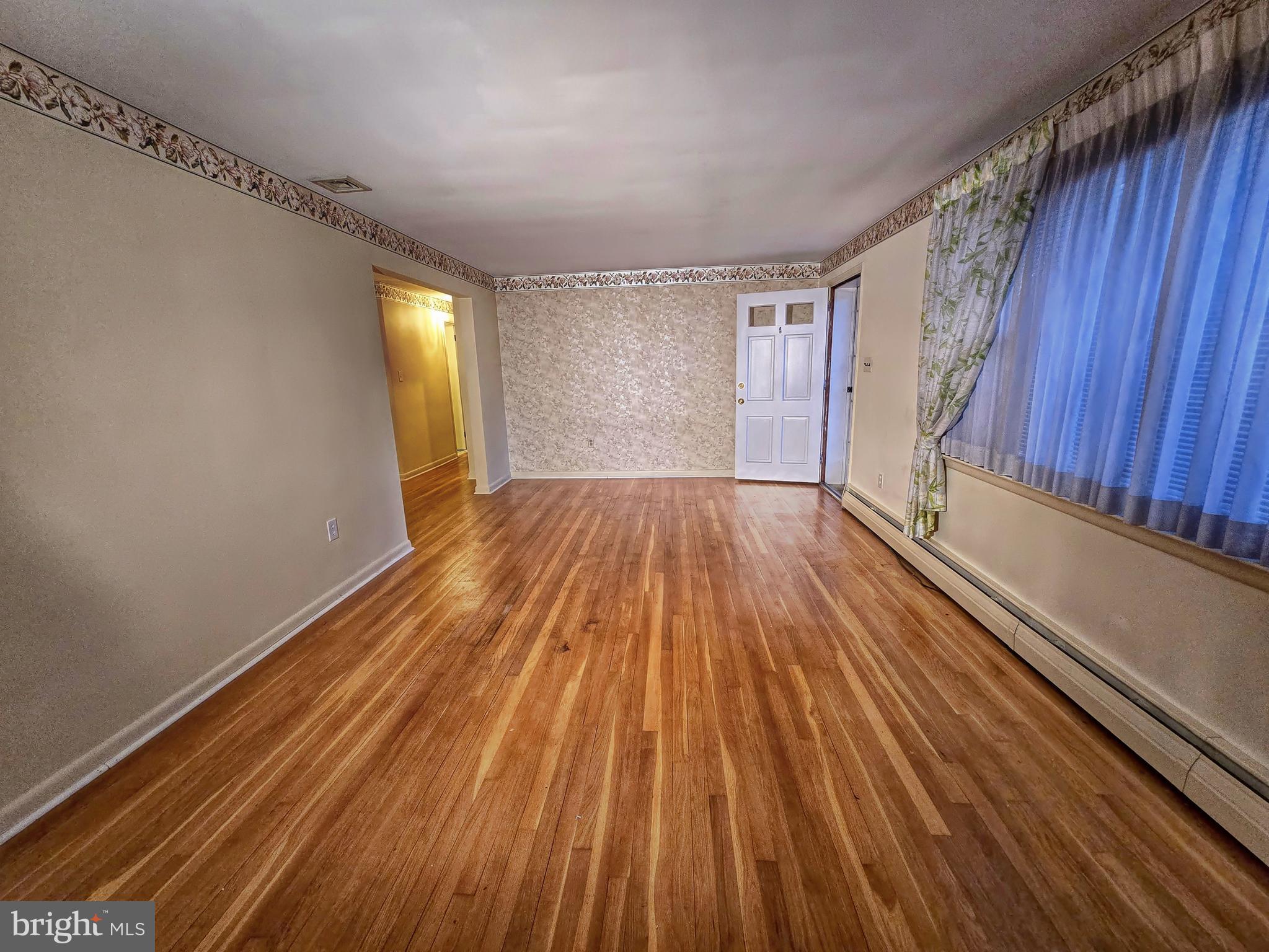 LENKER MANOR - Residential