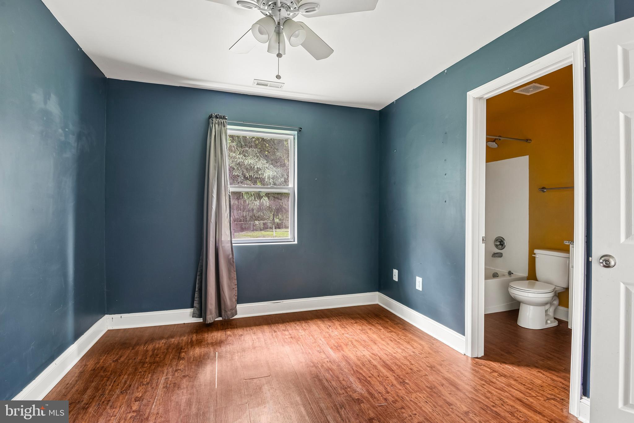 HARRIS HEIGHTS - Residential