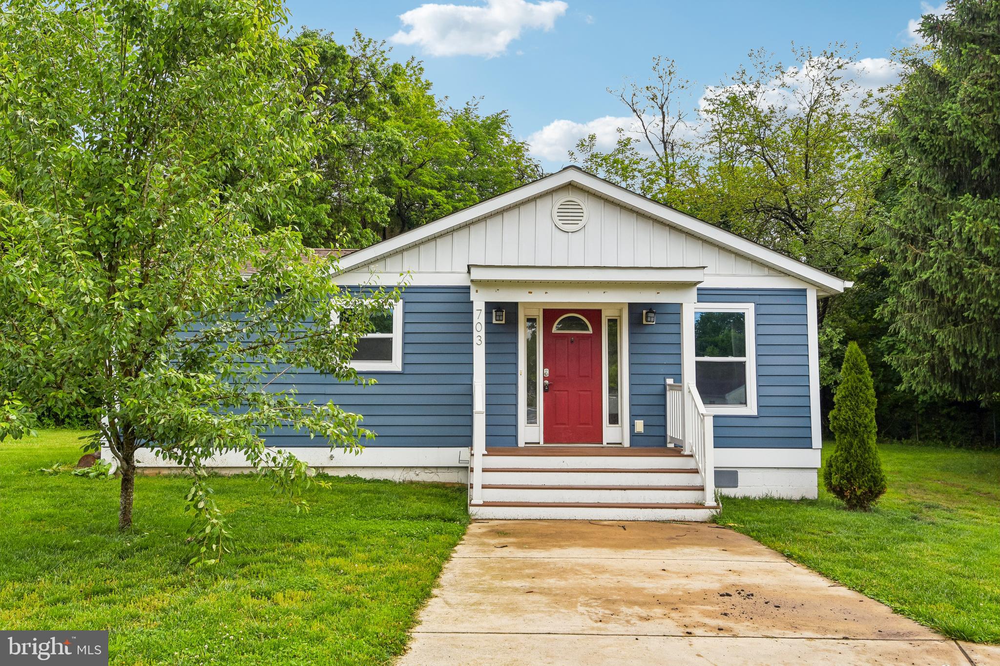 HARRIS HEIGHTS - Residential