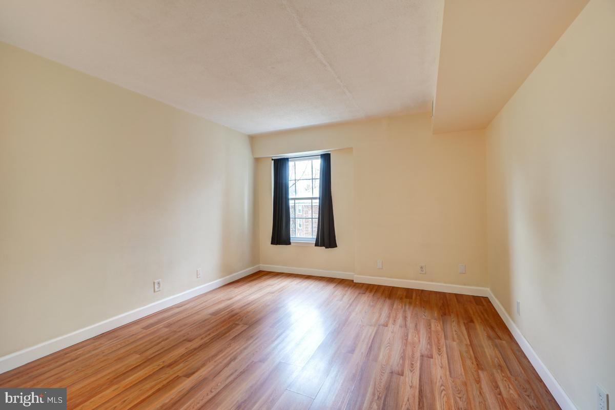 THE COLONIES - Residential Lease