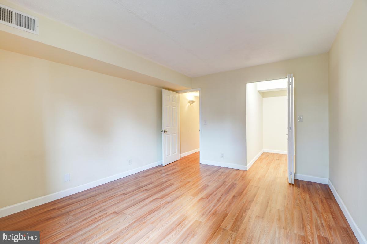 THE COLONIES - Residential Lease