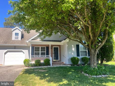 Townhouse For Sale - 914 Sapphire Court<br/> SALISBURY, MD 21804