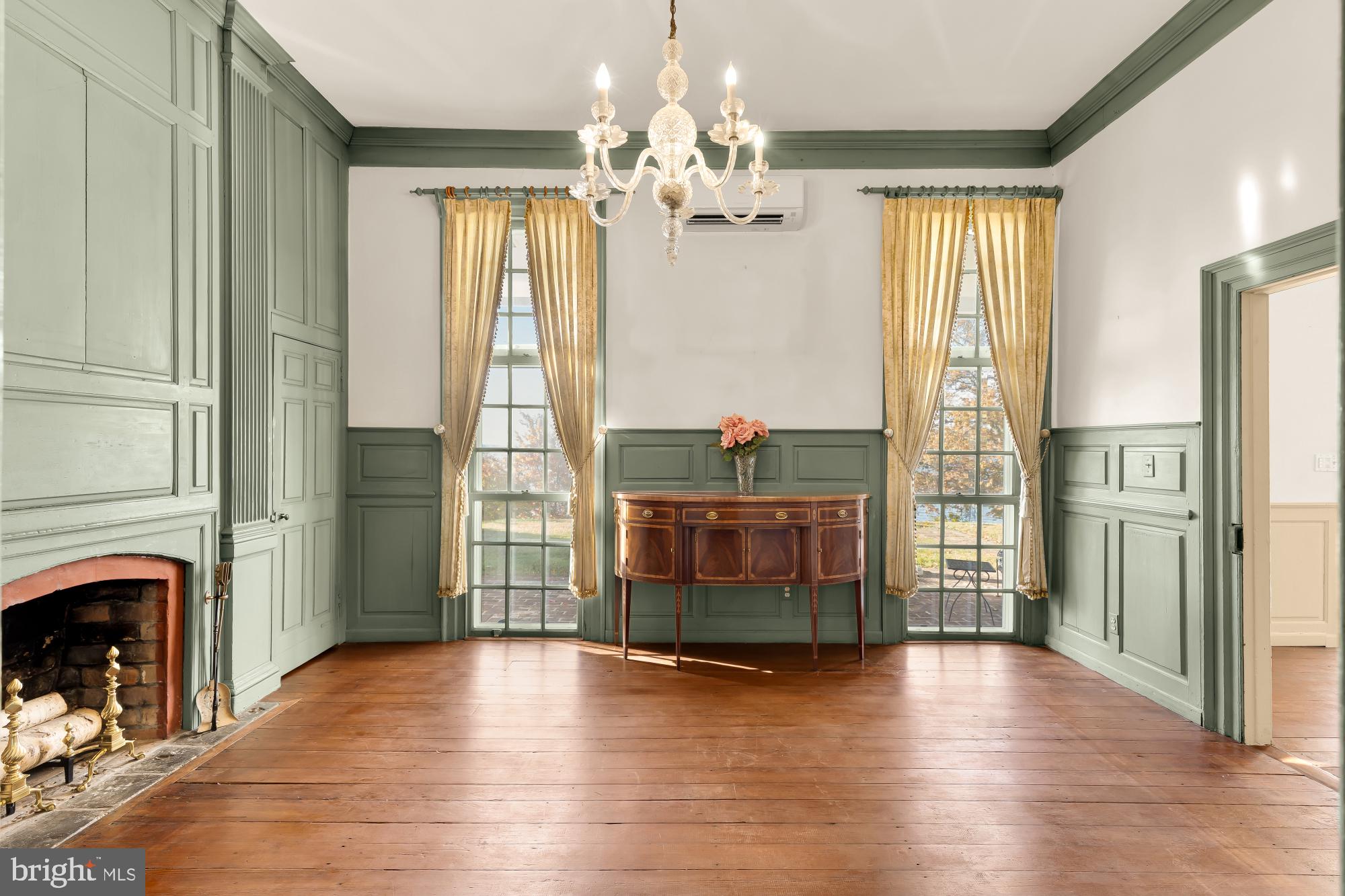 YACHT HAVEN ESTATES - Residential