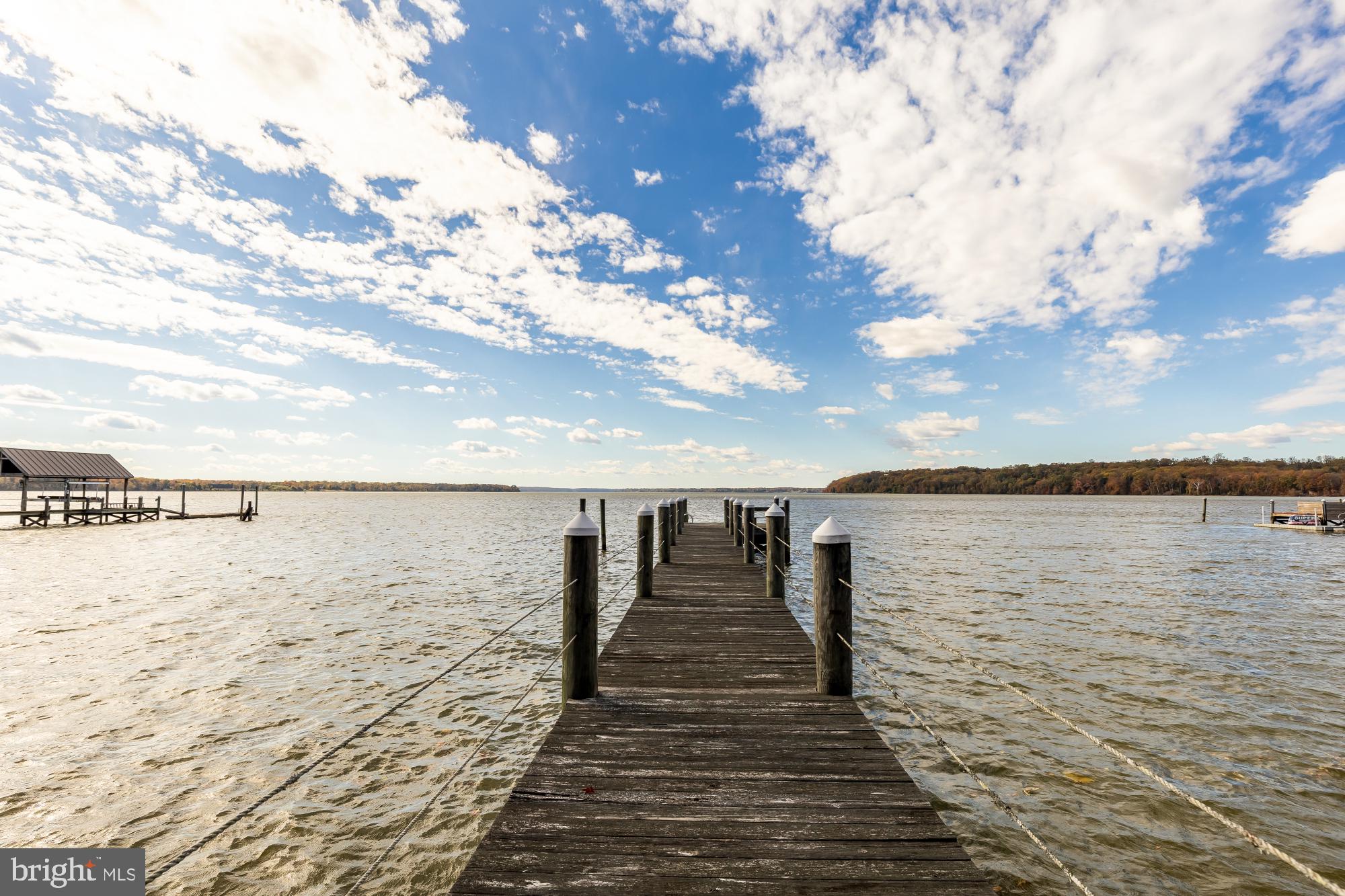 YACHT HAVEN ESTATES - Residential