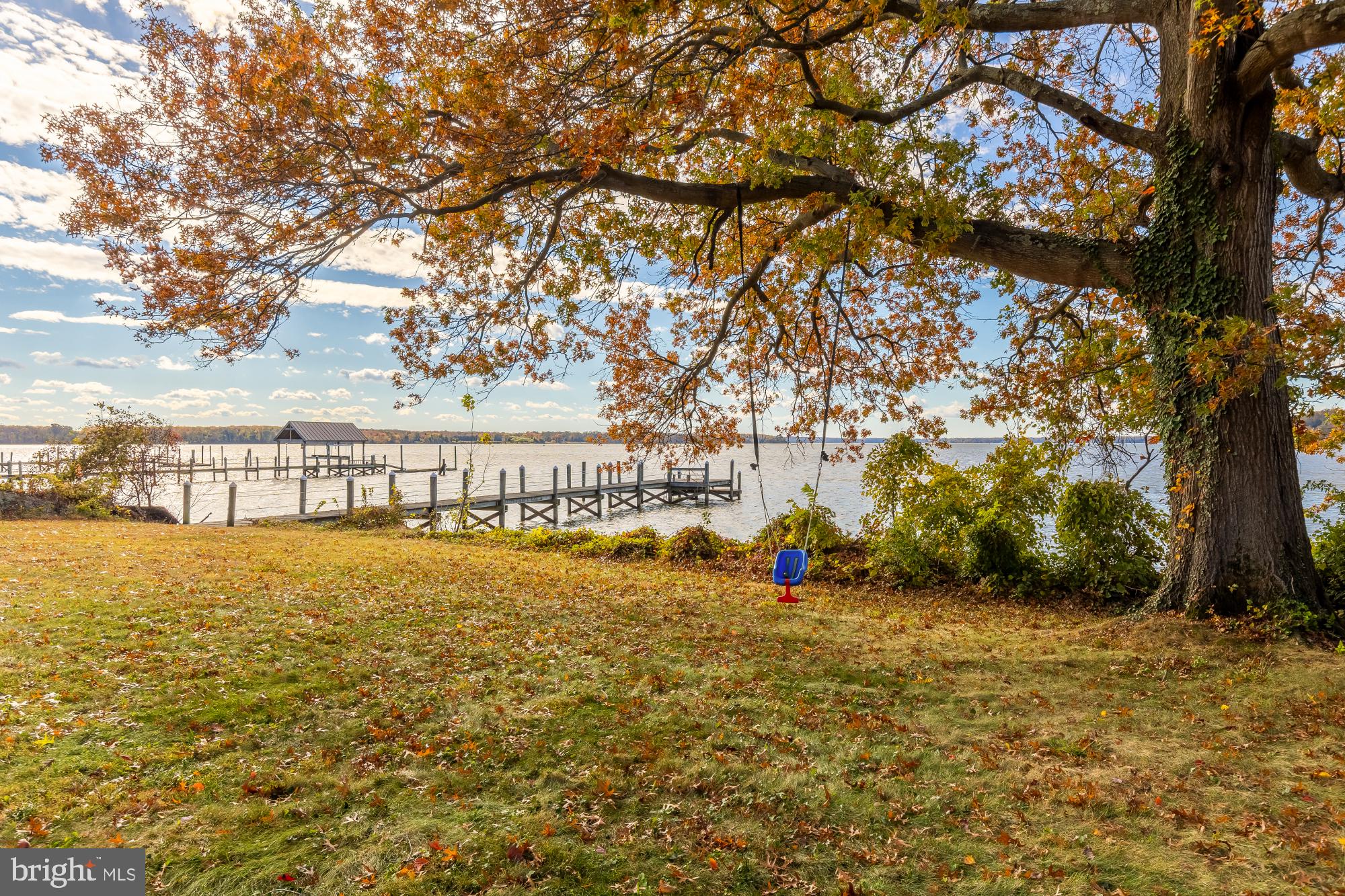 YACHT HAVEN ESTATES - Residential