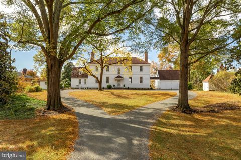 Photo of 4509 Carlby Lane, ALEXANDRIA, VA 22309 (MLS # VAFX2276710)