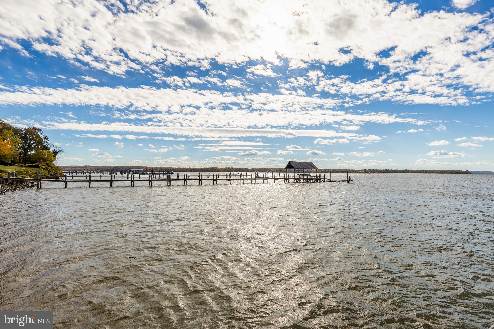 YACHT HAVEN ESTATES - Residential