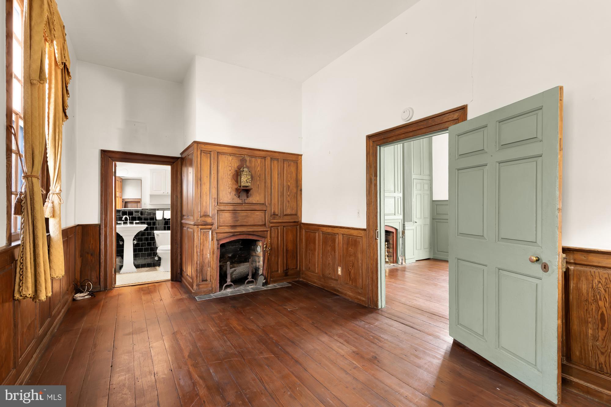 YACHT HAVEN ESTATES - Residential