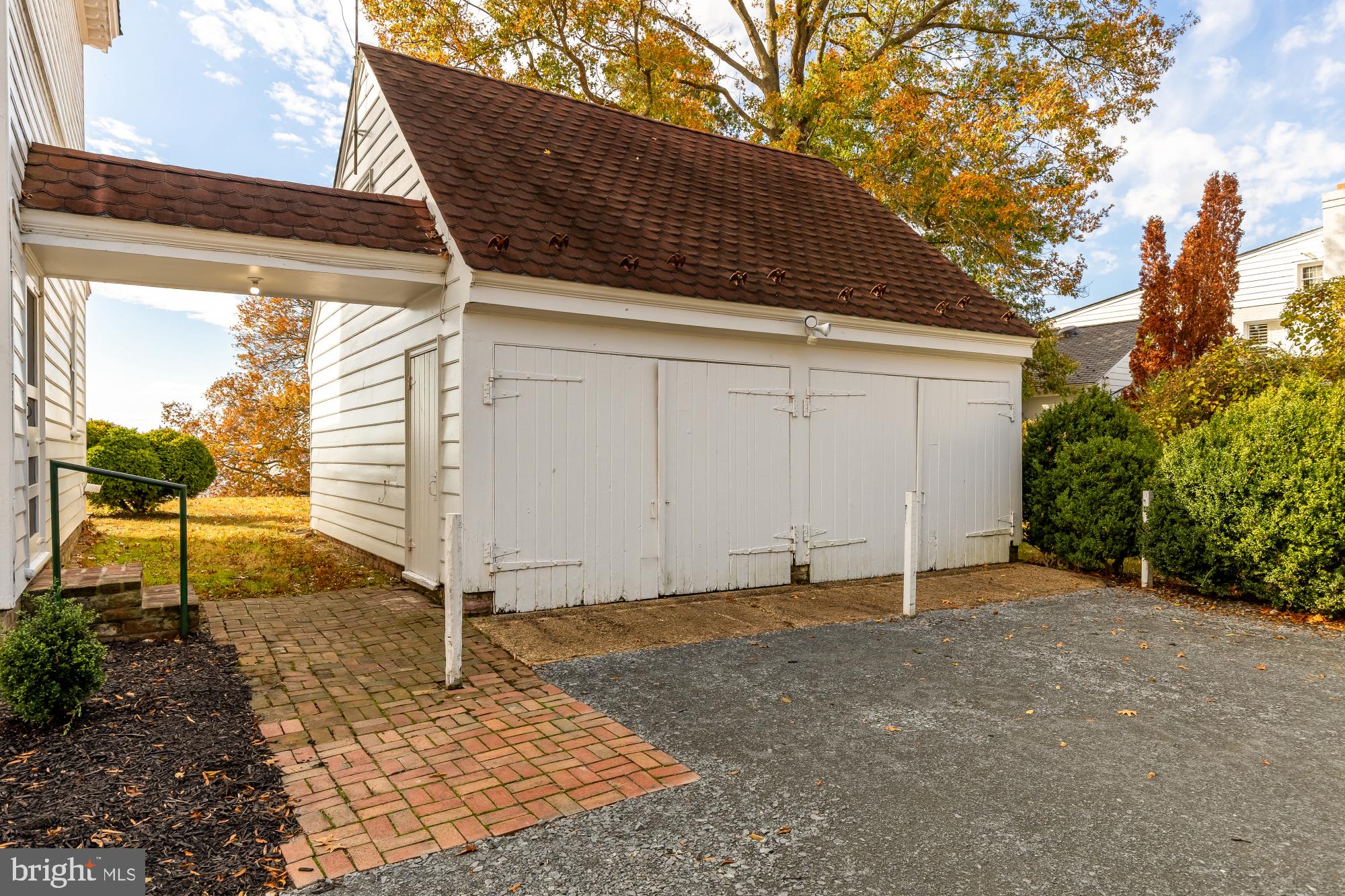 YACHT HAVEN ESTATES - Residential