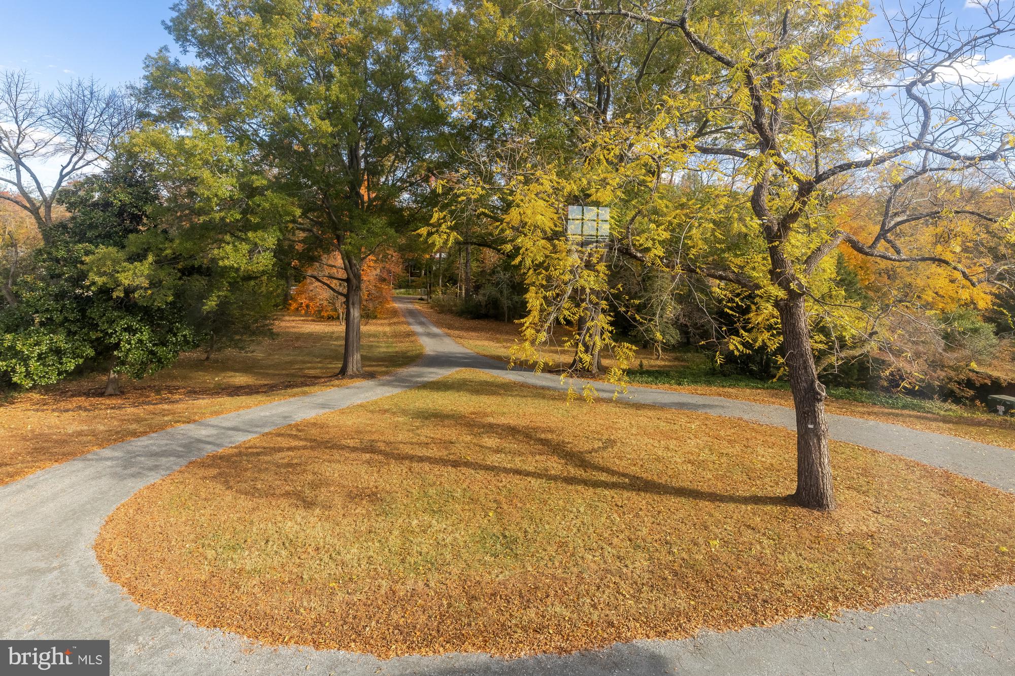 YACHT HAVEN ESTATES - Residential