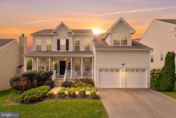 36071 WELLAND DR, ROUND HILL, VA 20141 - Image cd264c4b4b8d42fcb6d265dbdbc0e50e/3638069693