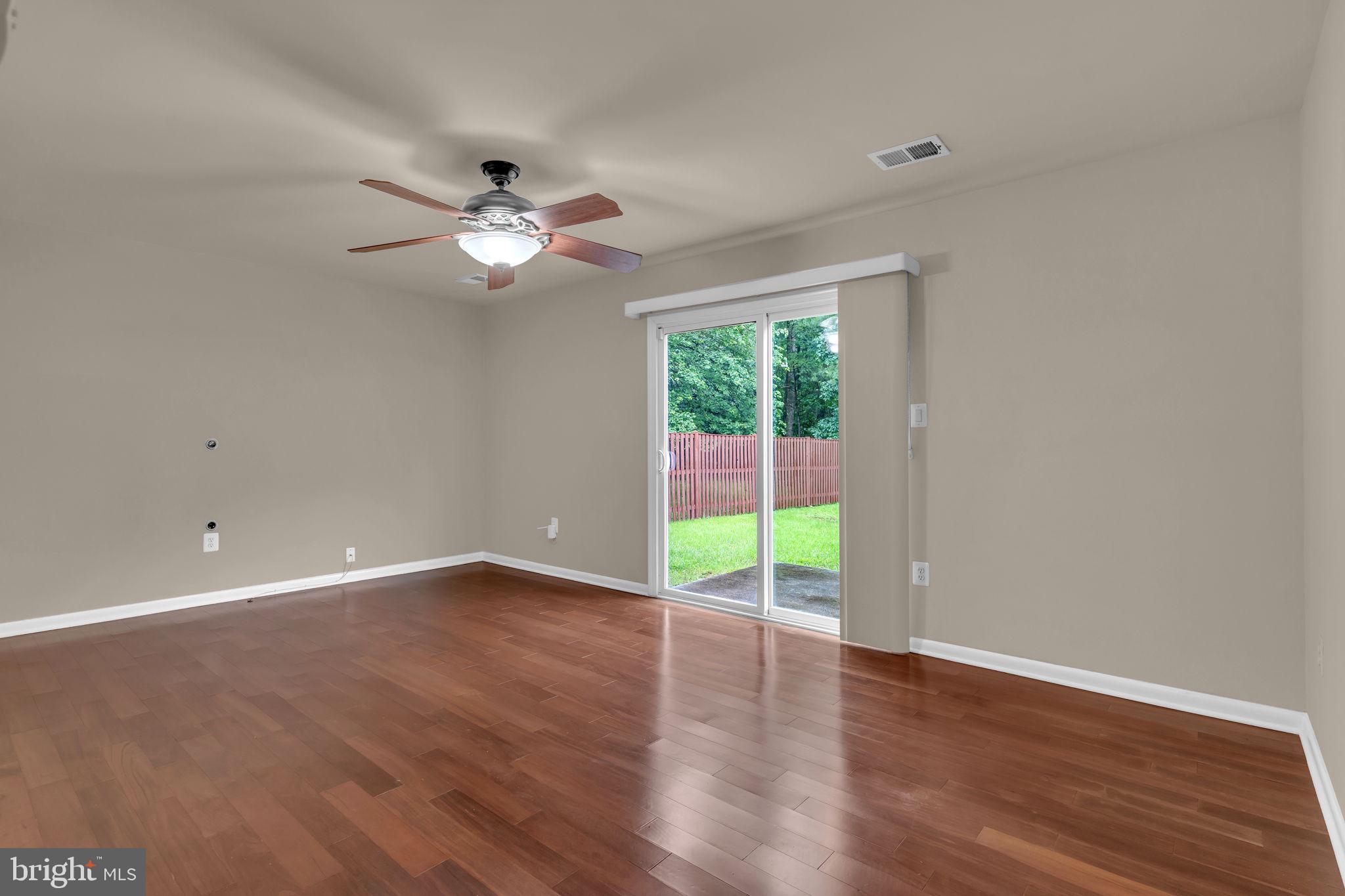 DE THOMASIS PROP - Residential