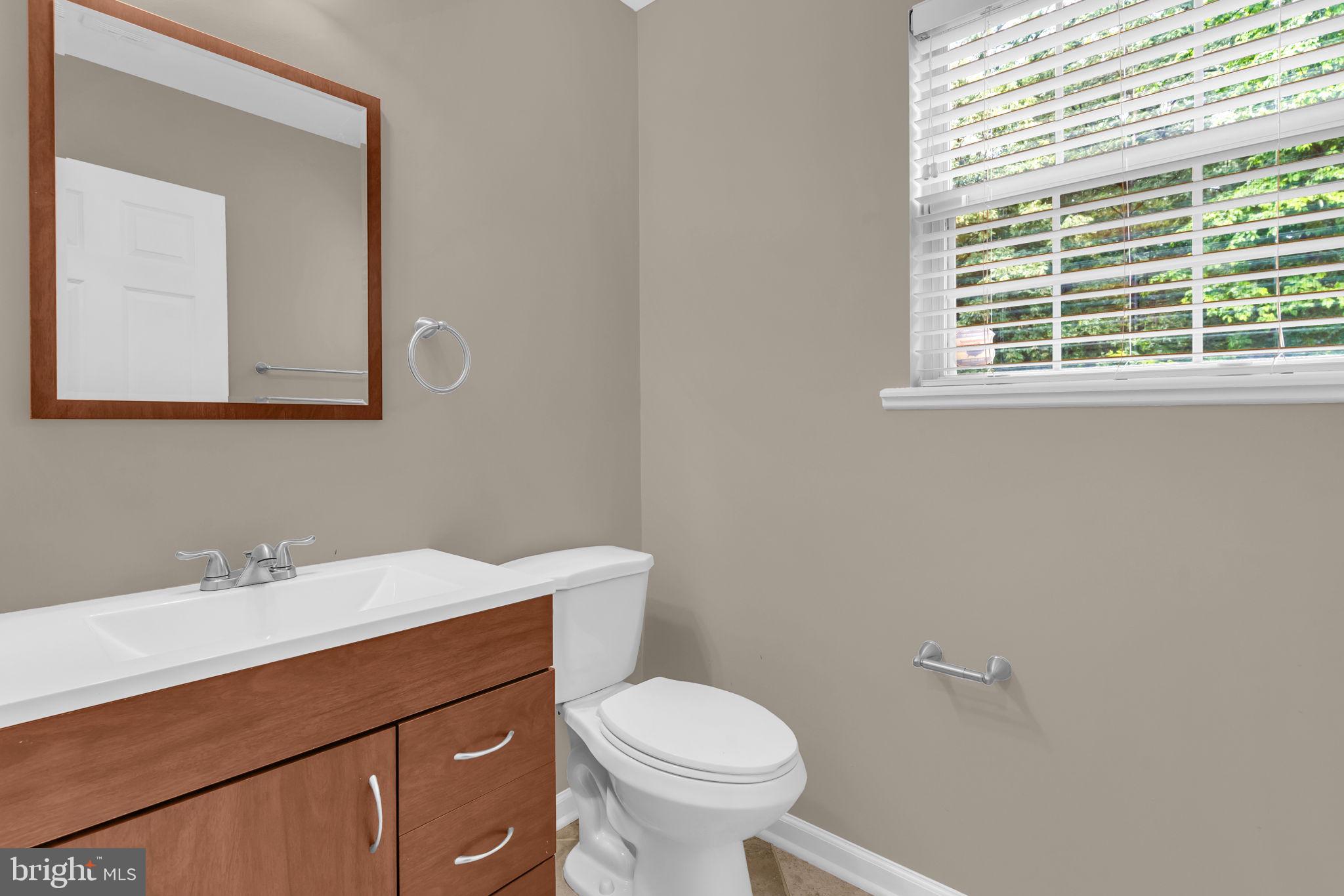 DE THOMASIS PROP - Residential