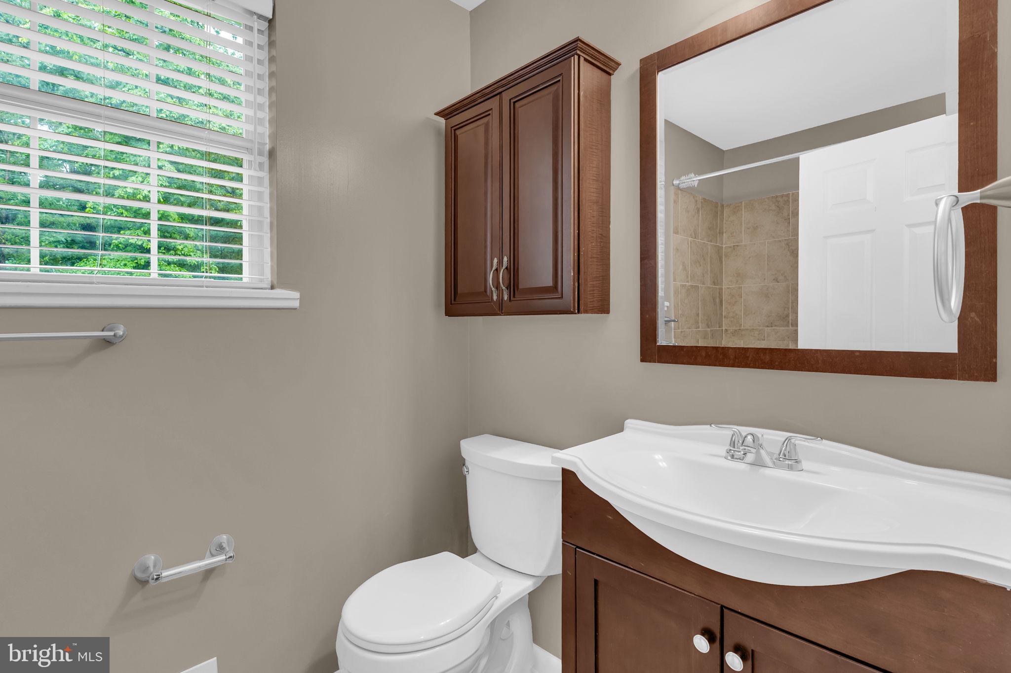 DE THOMASIS PROP - Residential