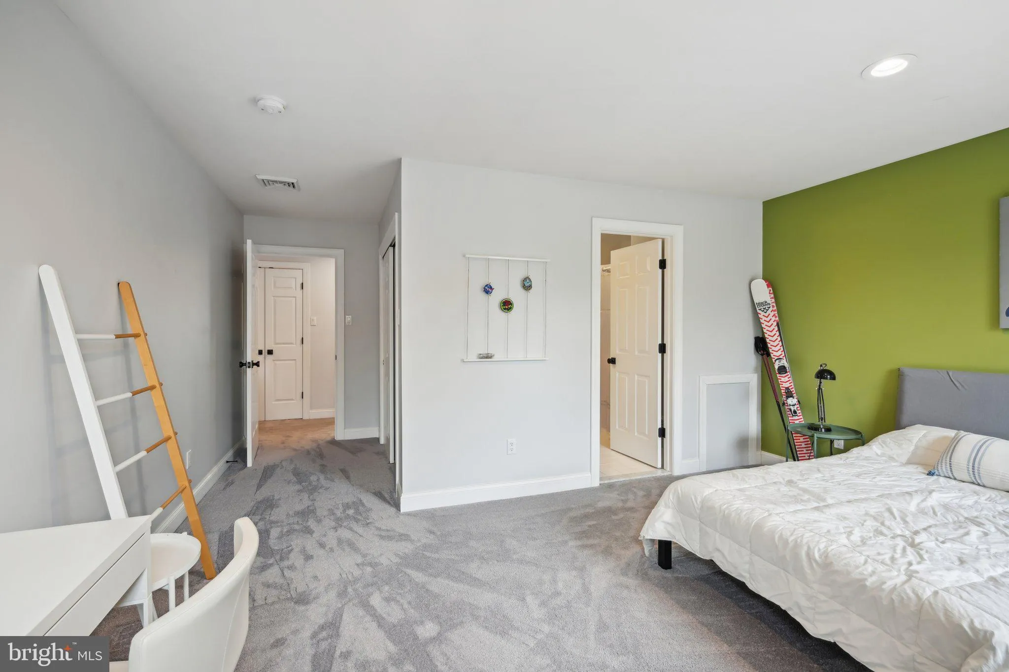 Villanova, Pennsylvania 19085, United States, 6 Bedrooms Bedrooms, ,8 BathroomsBathrooms,Residential,Contingent,89399