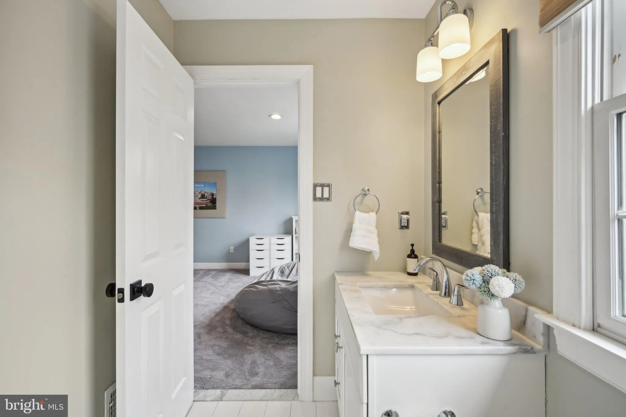 Villanova, Pennsylvania 19085, United States, 6 Bedrooms Bedrooms, ,8 BathroomsBathrooms,Residential,Contingent,89399