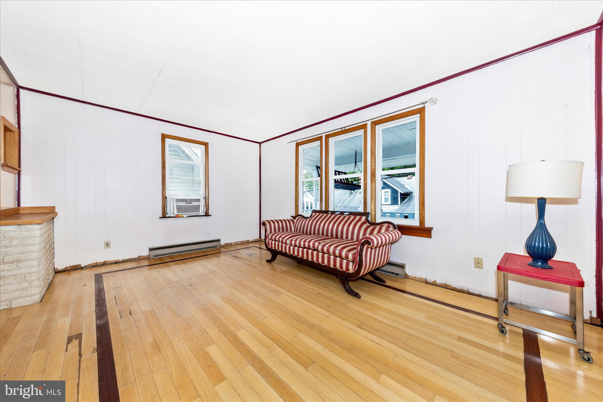 BRUNSWICK - Residential