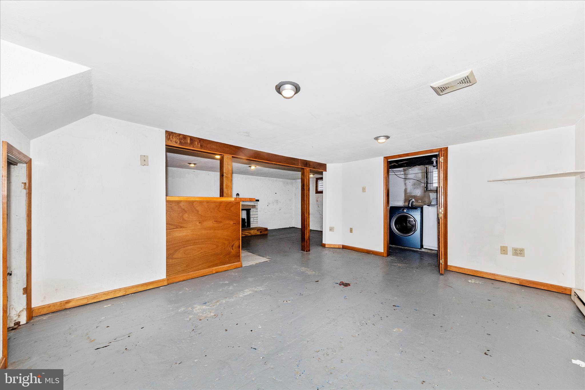 BRUNSWICK - Residential