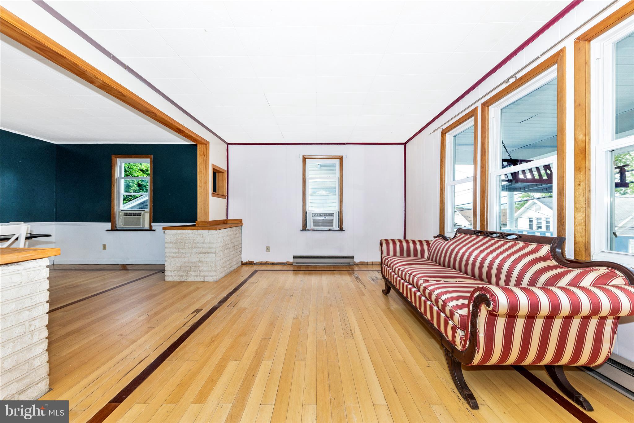 BRUNSWICK - Residential