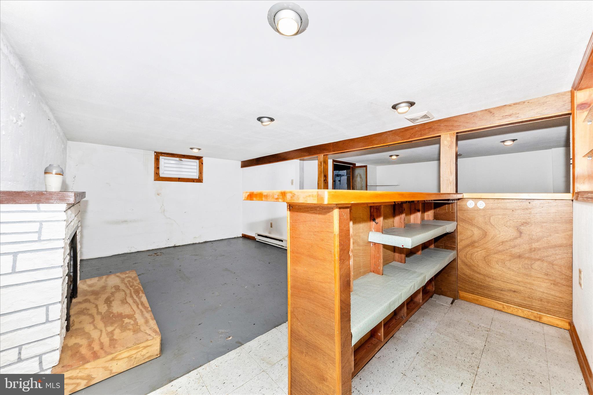 BRUNSWICK - Residential