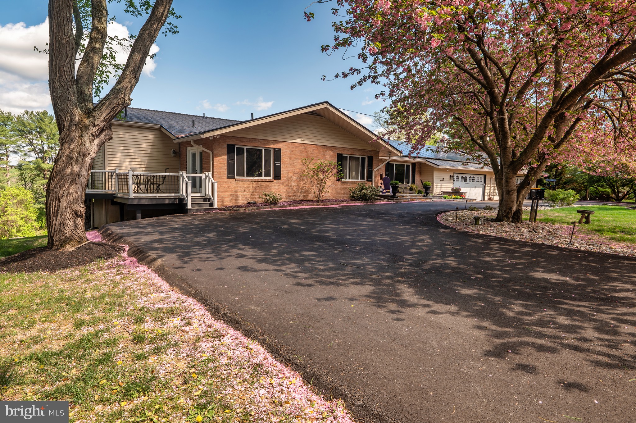 HOPKINS ESTATES - Residential