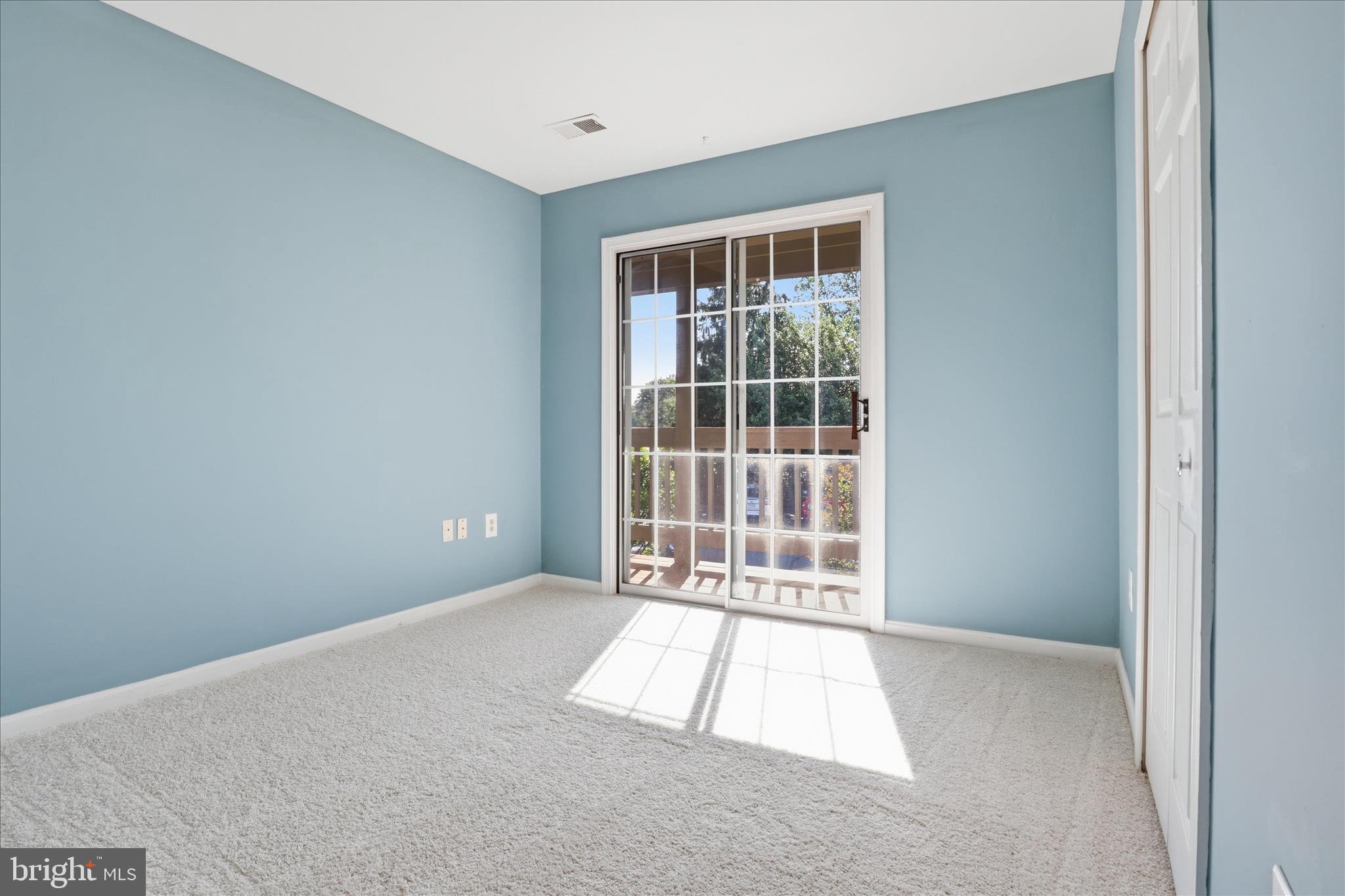 HAMPTON HOUSE - Residential