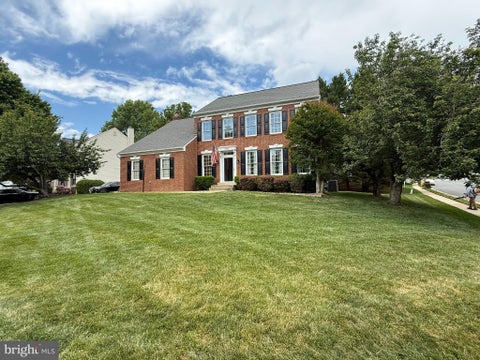 Homes For Sale - 16645 Caxton Place<br/> DUMFRIES, VA 22025