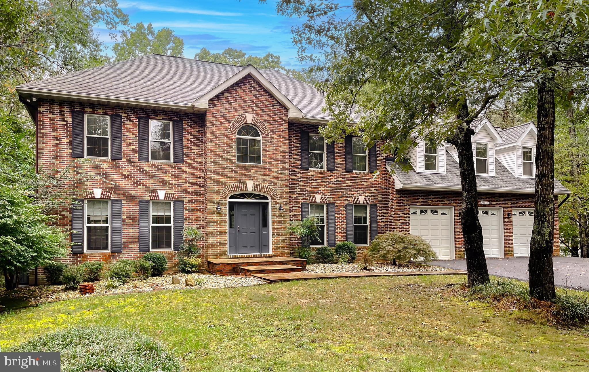 22951 CATTAIL LANE