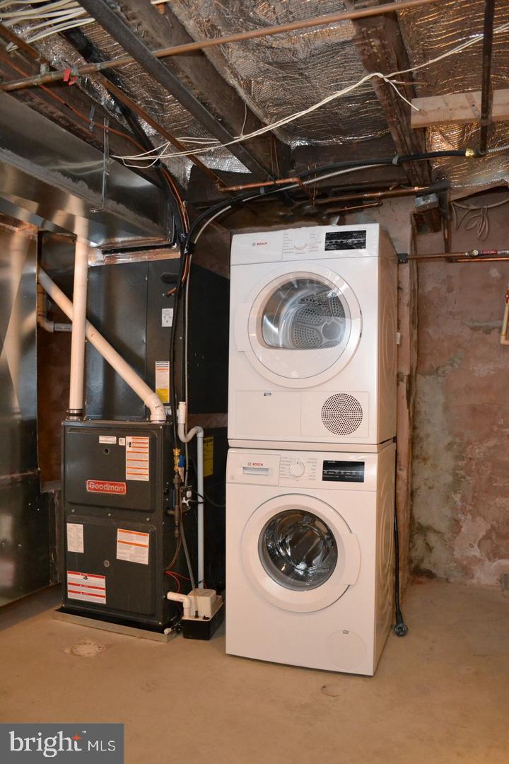 FEDERAL HILL HISTORIC DISTRICT - Residential Lease