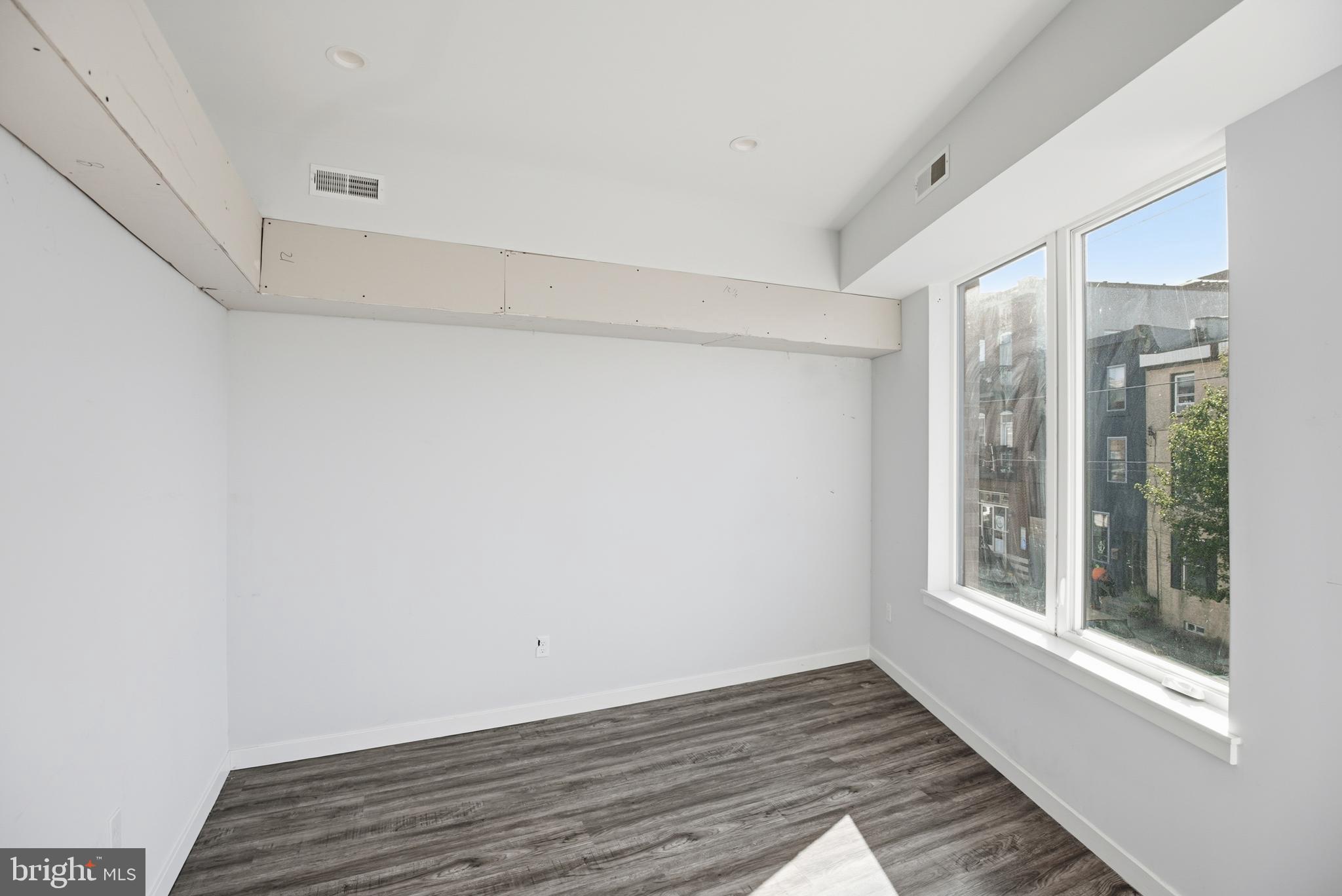 2301 FRANKFORD AVENUE 3