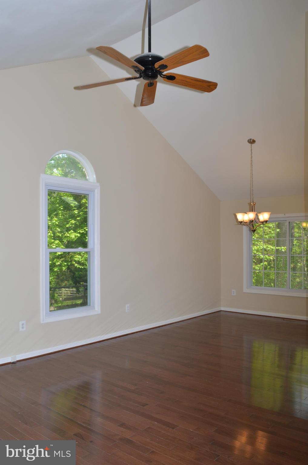 RIVER BEND - Residential